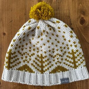 Skida 100% Cashmere Pom Beanie